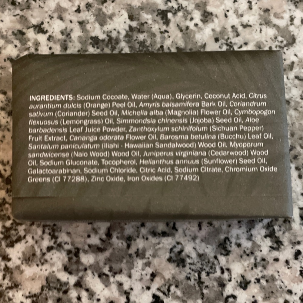 Moisturizing Bath Bar, Infused With Malama Essential Oil — doTERRA - Picture 4 of 10